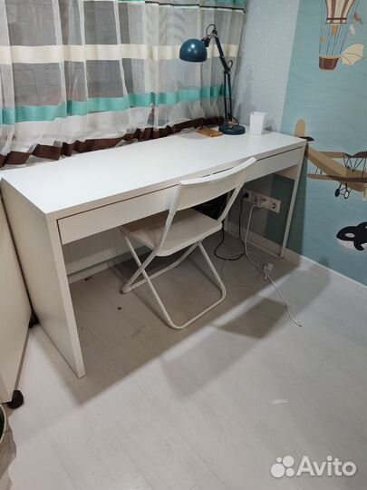 Стол Письменный Микке Икея