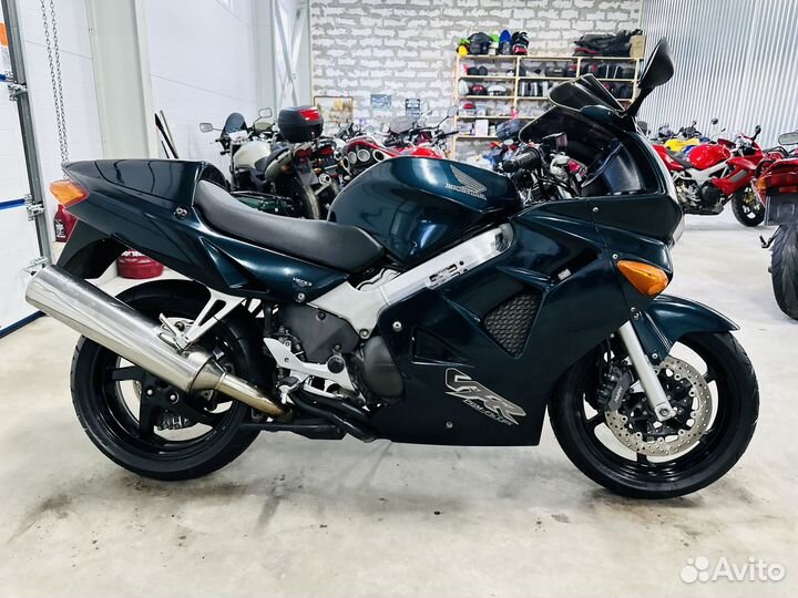 Honda VFR 800 FI 2000 Рестайлинг из Европы
