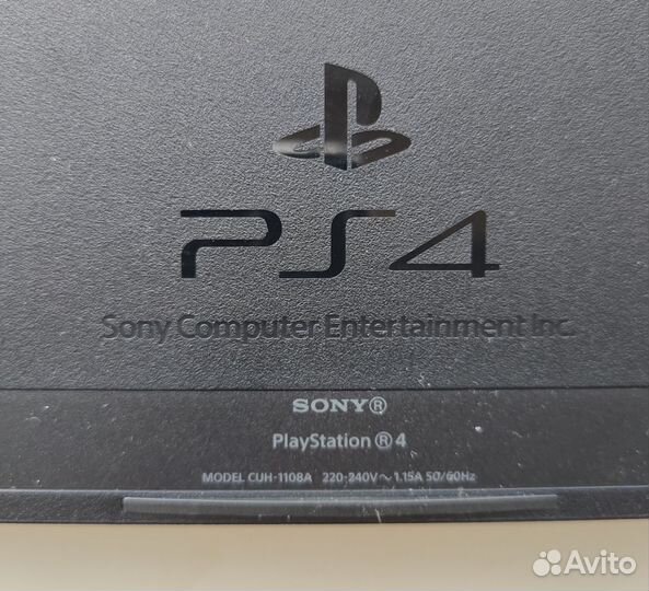 Sony PS4, 50+ игр, 2 геймпада