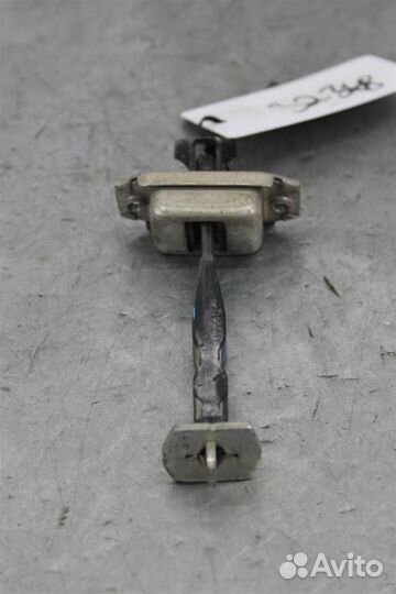 Ограничитель двери задней правой Nissan Sentra B17