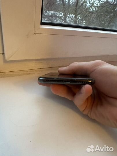 iPhone X, 256 ГБ