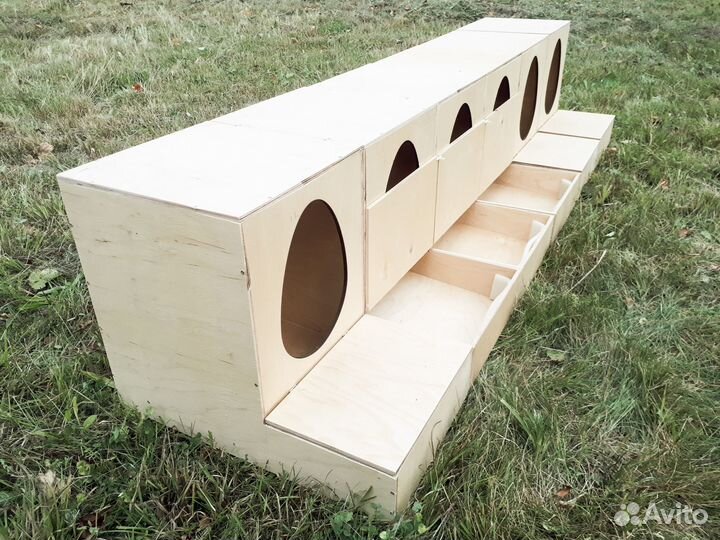 Гнездо для кур с яйцесборником на 6 мест