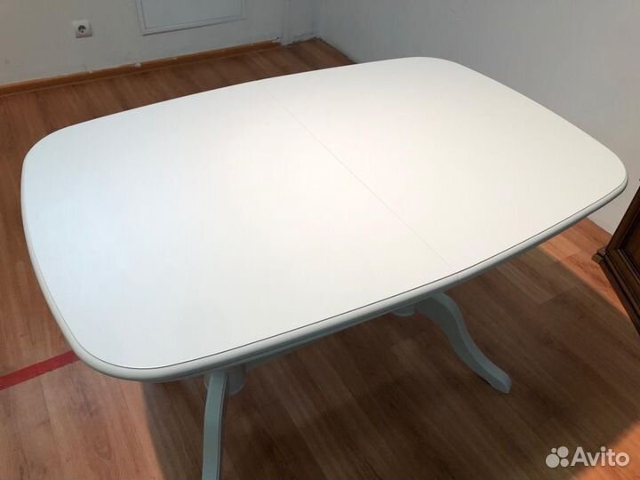 Круглый стол раздвижной