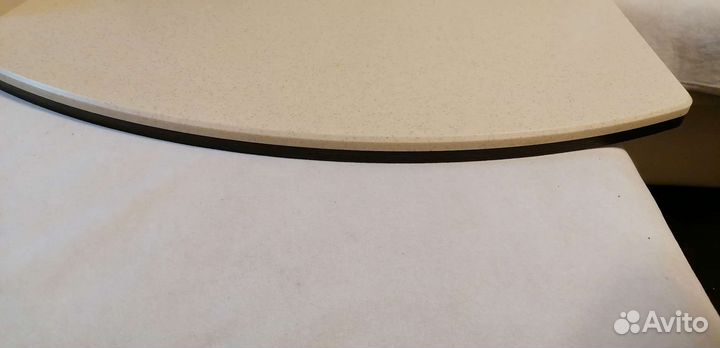 Столешница из искусственного камня