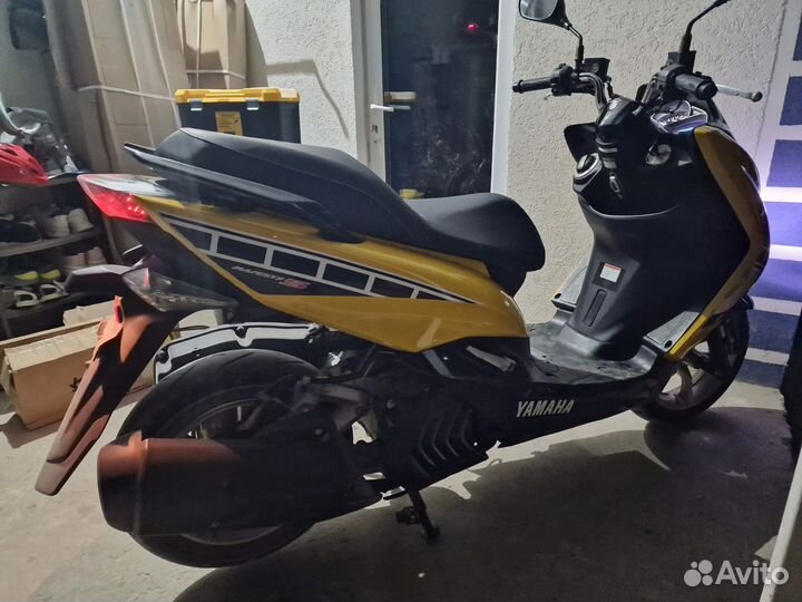 Скутер Yamaha Majesty S