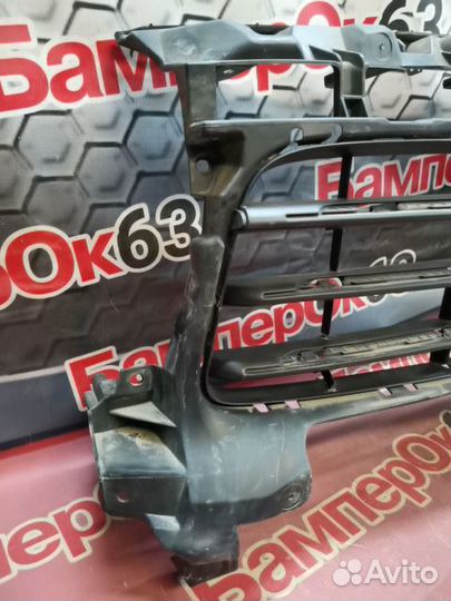 Решетка радиатора Porsche Cayenne