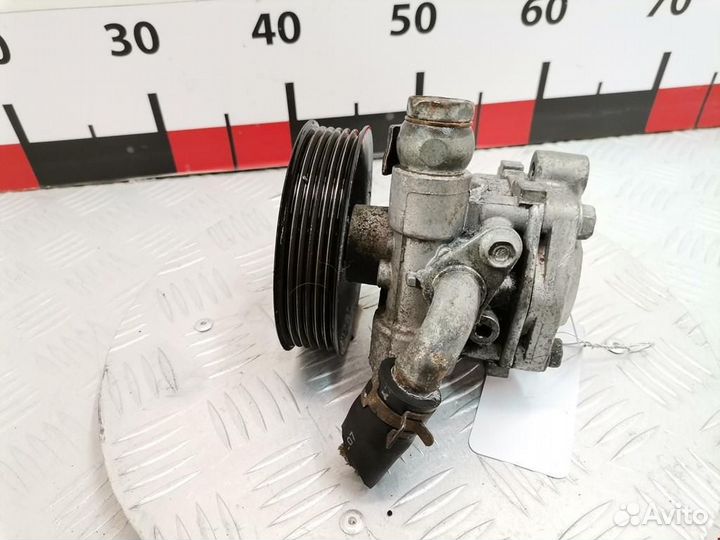 Насос гидроусилителя руля Mitsubishi Outlander 2