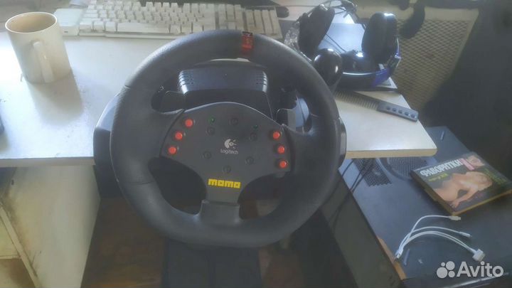 Игровой руль logitech momo racing 900 и 270