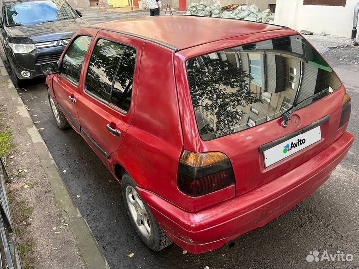 Volkswagen Golf 1.8 МТ, 1996, 330 000 км