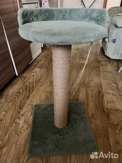 Когтеточка столбик с лежанкой