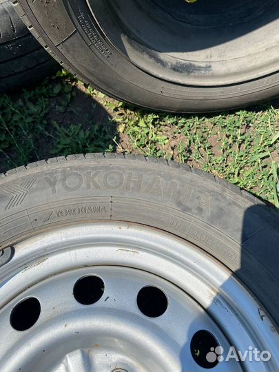 Yokohama Bluearth ES32 175/65 R14