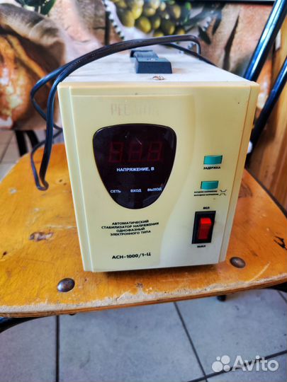 Стабилизатор напряжения 1000вт