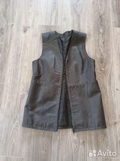 Кожаный жилет женский
