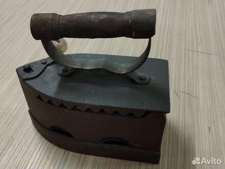 Старый утюг