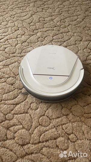 Робот пылесос Midea