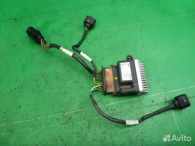 Блок управления вентилятором Audi Q5 c 2008г