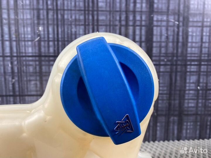 Бачок расширительный Audi A6 Allroad C6 AUK 2006