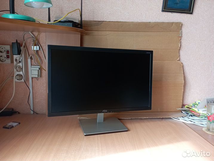 Монитор 24 дюйма Лось