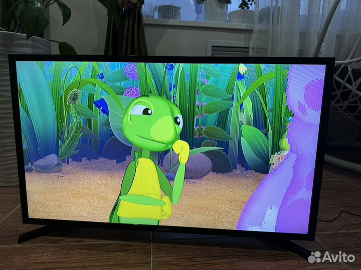 Телевизор SMART tv 32