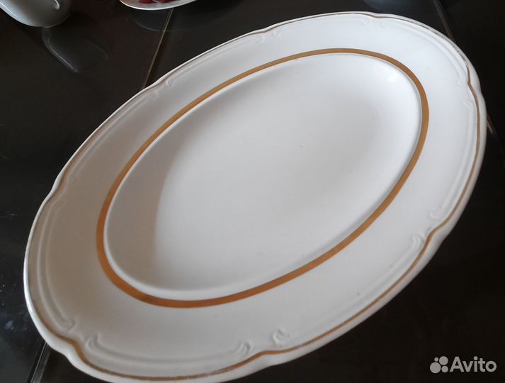 Блюдо овальное