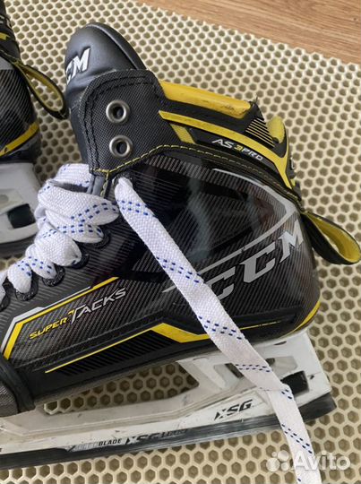 Вратарские коньки ccm as3pro