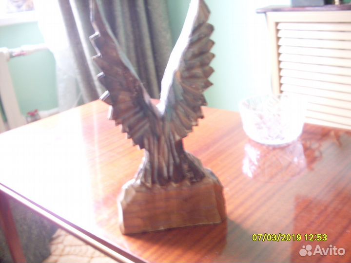 Орел на горе