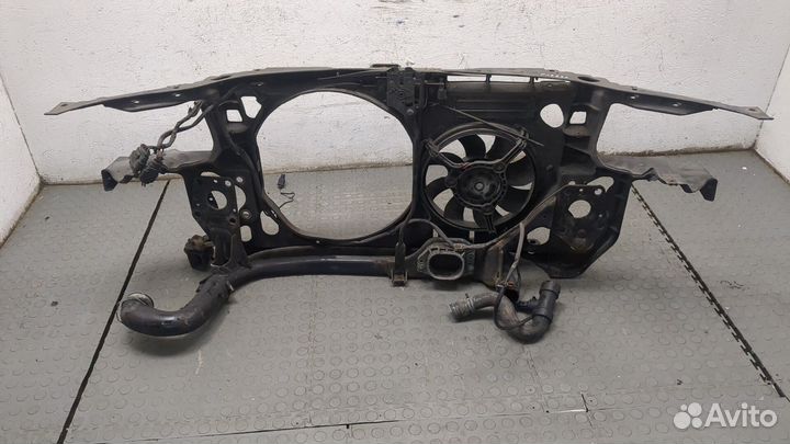 Рамка передняя Skoda SuperB, 2003