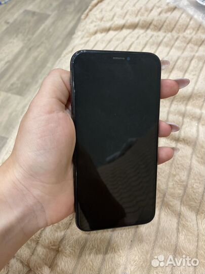 Телефон iPhone 10