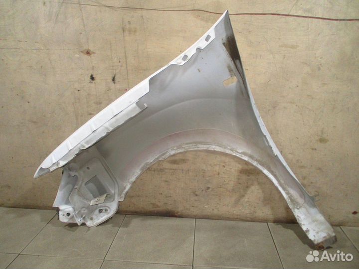 Крыло переднее правое Renault Logan 2