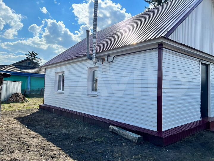 Дом 56 м² на участке 10,6 сот.