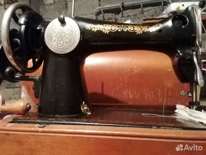 Швейная машинка. подольская