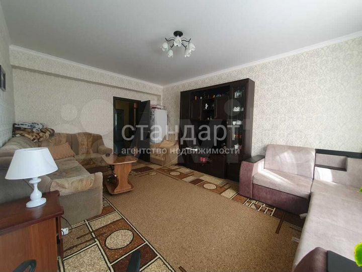 2-к. квартира, 56 м², 3/8 эт.
