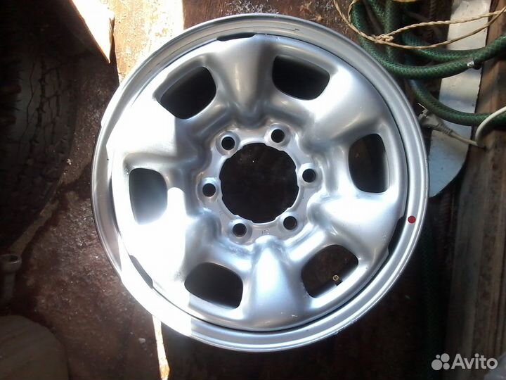 Диск Toyota Hilux R15. Новый 1 шт