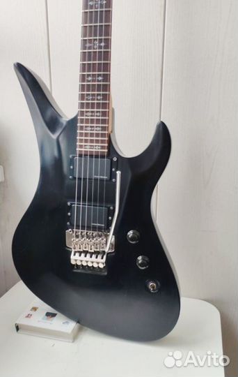 Электрогитара