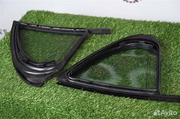 Стекло двери заднее Mercedes E213 2017