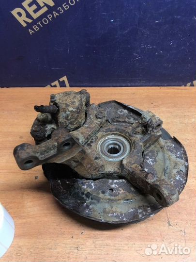 Кулак поворотный передний левый Renault Logan