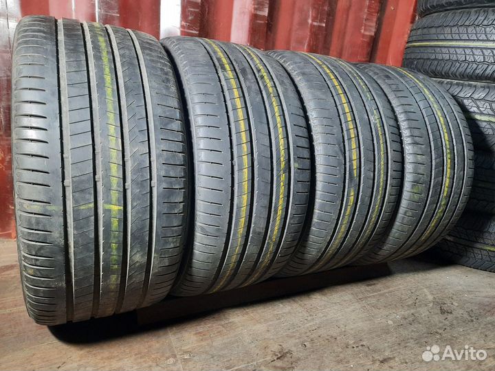 Bridgestone Alenza 001 295/35 R21