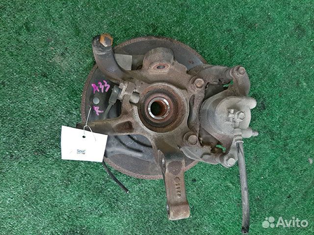 Кулак поворотный правый Nissan Maxima