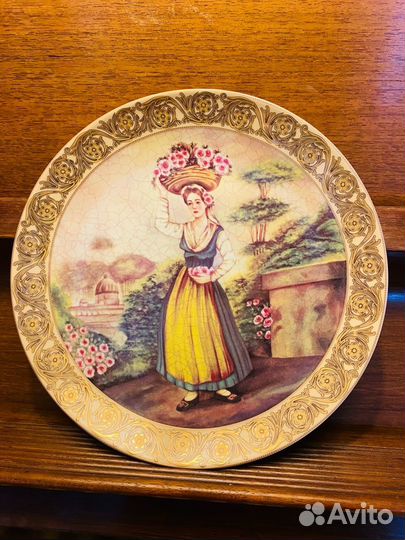 Тарелка декоративная