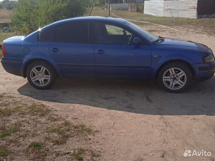 Volkswagen Passat 1.8 МТ, 1998, 303 870 км