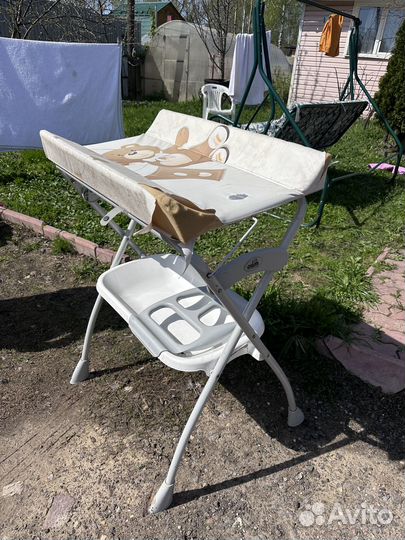 Коляска и пеленальный столик