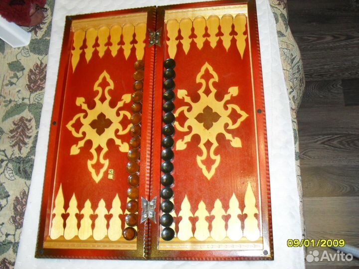 Нарды резные ручной работы. 