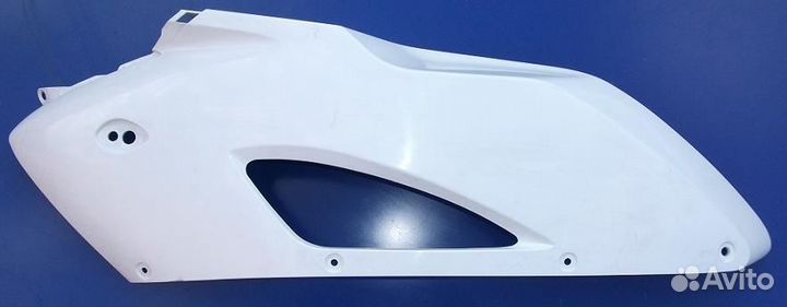 Верхний боковой пластик Honda cbr1000rr 2004-2005