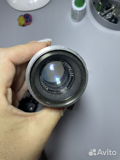 Фотоаппарат пленочный Зенит и объектив гелиос 44