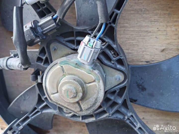 Вентилятор охлаждения Mitsubishi Lancer cedia