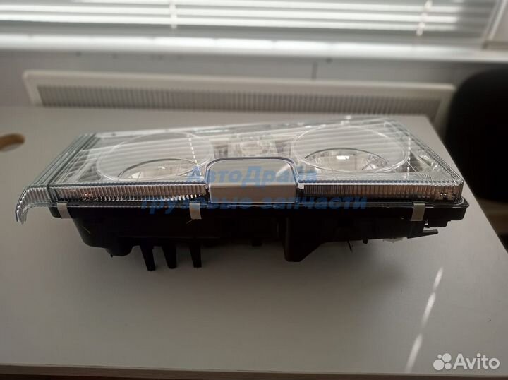 Фара левая Рено Магнум Renault Magnum