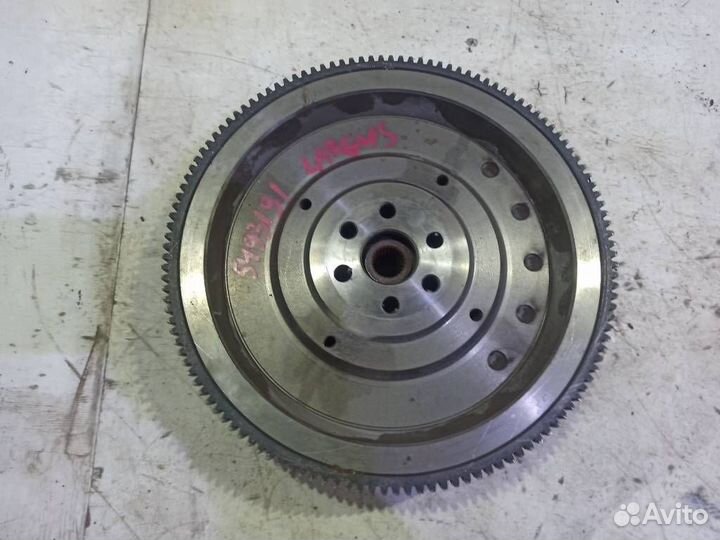 Маховик 21810100511510 Лада Largus