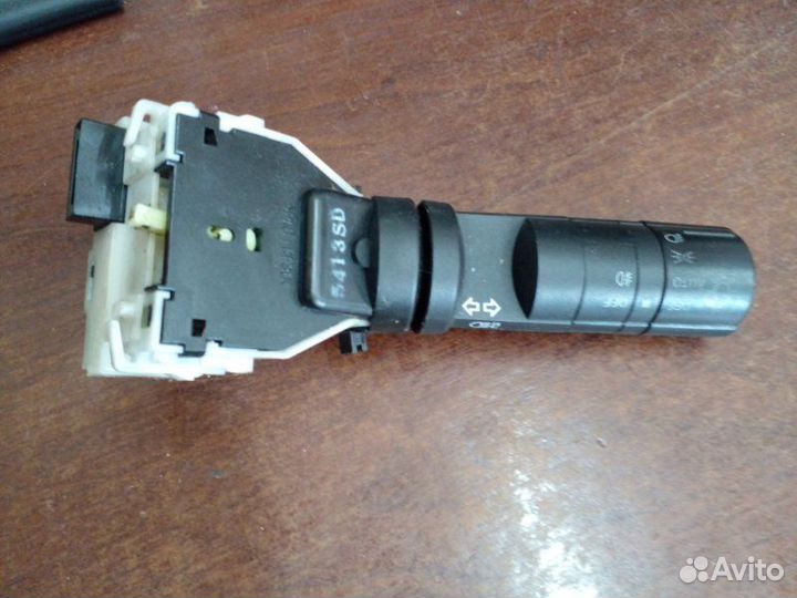 Переключатель поворотов Infiniti Fx35 S50 VQ35DE