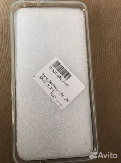 Чехол на телефон