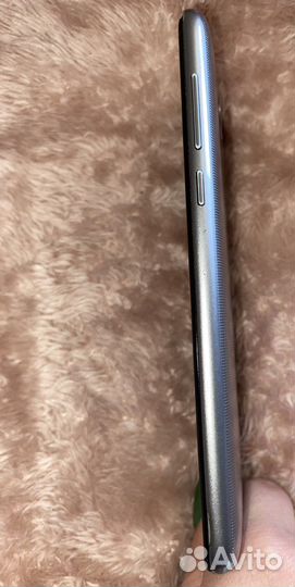 Телефон huawei